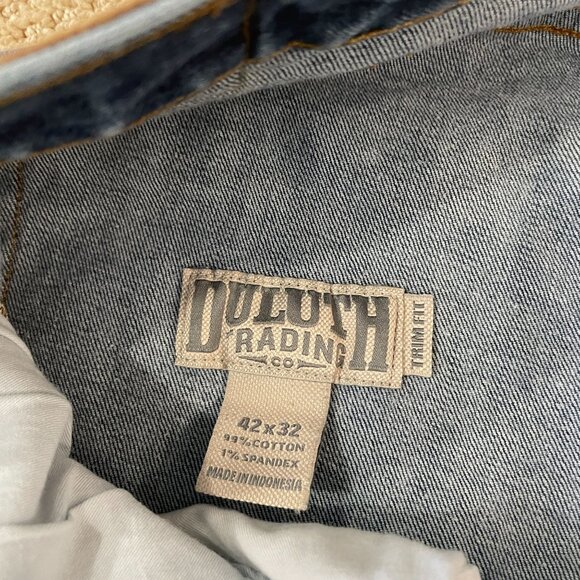 Duluth Trading Flex Weekender Jeans Men's Size 42x30 Trim Fit Denim - Picture 3 of 6